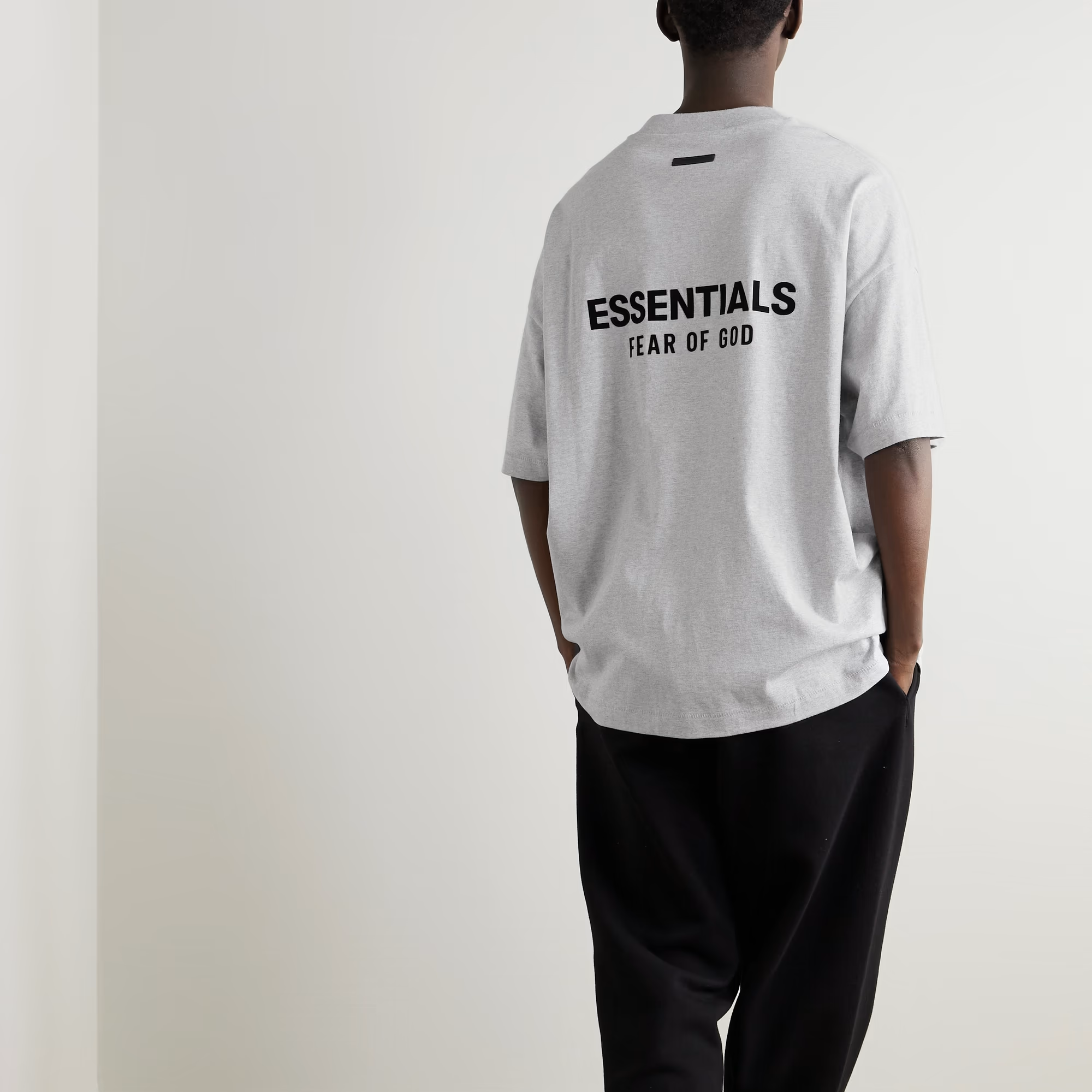 Fear of God ESSENTIALS Online by Averlo