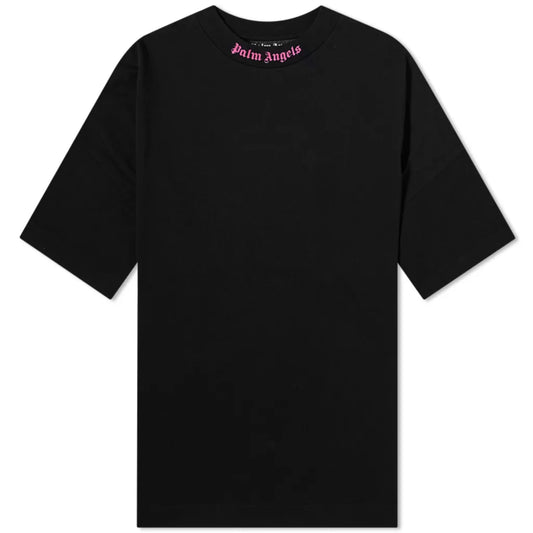 Introducing the Palm Angels Oversize Double Printed Neck Logo T-Shirt in Black/Pink, made from soft cotton and showcasing "Palm Angels" in pink on the inside of the neckline. This T-shirt features a simple design with short sleeves, a round collar, and an oversized fit for added comfort.